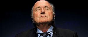 Tritt zurück. Joseph Blatter, Fifa-Präsident.