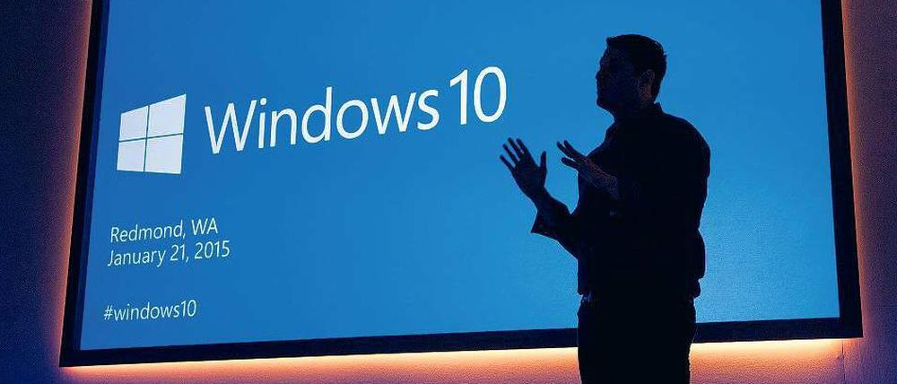 Für viele Nutzer liegt Windows 10 noch in weiter Ferne. Seit Anfang der Woche fordert Microsoft die Besitzer von Windows-7/8.1-Computern jedoch auf, das neue Windows bereits zu reservieren, damit es am 29. Juli quasi automatisch installiert werden kann.