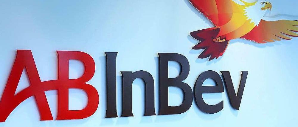 Das Logo des weltgrößten Brauereikonzerns AB Inbev.