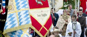 Hier ein Foto von einer Fronleichnams-Prozession in Seehausen am Staffelsee (Bayern).