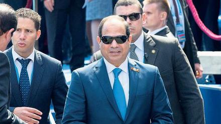 Mächtig, mächtiger, al Sisi: Ägyptens Präsident regiert sein Land mit harter Hand.