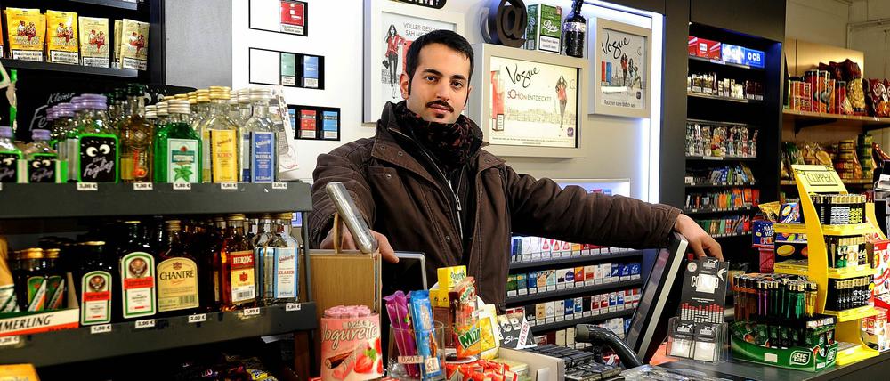 Eine Berliner Institution: die Spätis, wie hier am Mehringdamm in Kreuzberg. Eine Online-Petition setzt sich jetzt für sie ein.