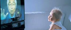 Mehr als 90 verschiedene Formate bietet „Baby First TV“ an. Der Sender kann in den USA von 50 Millionen Haushalten empfangen werden. Sogar unter Kinderpsychologen hält sich die Kritik an dem neuen Programm in Grenzen. Foto: Marina Raith/Mauritius