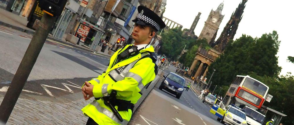 In Peterborough wurde der Rumpf einer Frau in einem Koffer gefunden. Die Polizei fahndet nach einem Verdächtigen (Symbolbild).