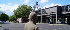 Einsam in Berlin. Hassan am Nollendorfplatz.
