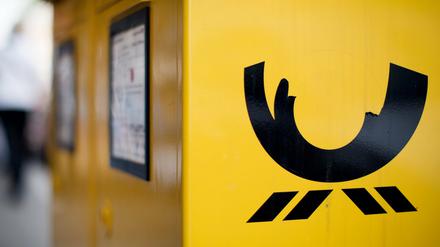 Die Deutsche Post streitet sich mit der Gewerkschaft über die Gehälter der Beschäftigten.
