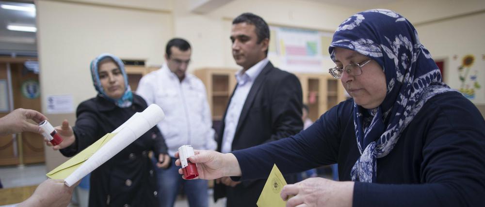 In der Türkei wird ein neues Parlament gewählt.
