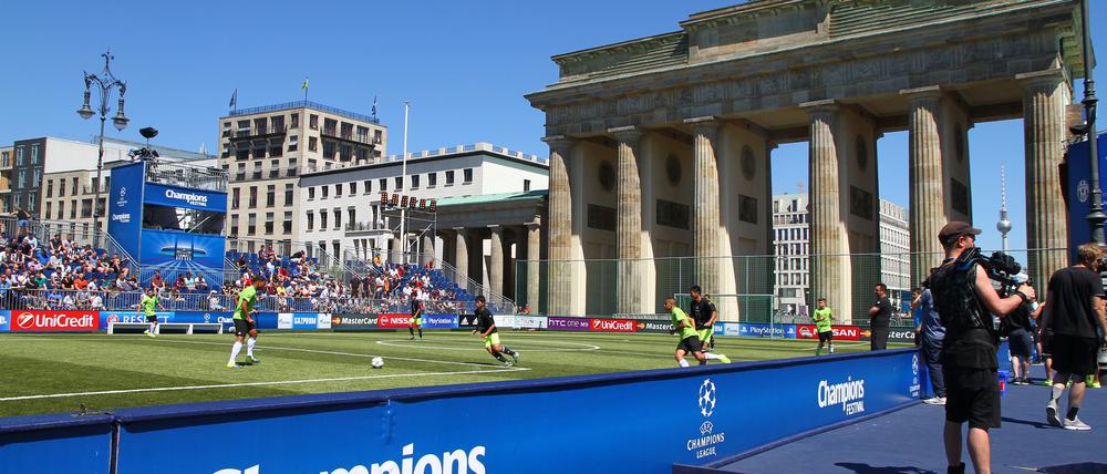 Fanfest zur Champions League in Berlin