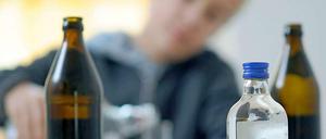 Zwei Millionen Menschen sollen in Deutschland von der Droge Alkohol abhängig sein.