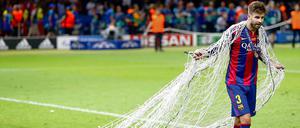 Ein bisschen Netz für den Trophäenschrank von Gerard Pique.. 