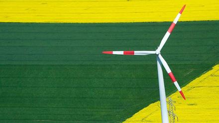 Der Ausbau der Erneuerbaren Energien hat hunderttausende Arbeitsplätze geschaffen