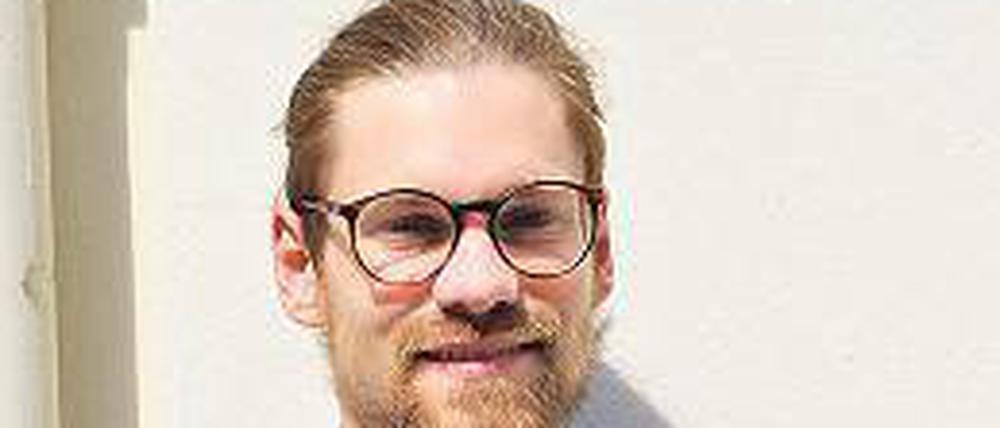 Bei Jonas Klock gibt's Möbel und Accessories aus Beton. 