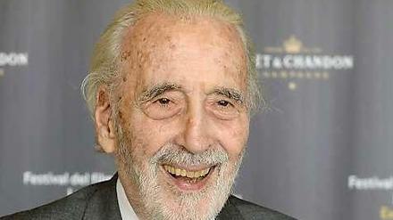 Der britische Schauspieler Sir Christopher Lee ist gestorben.