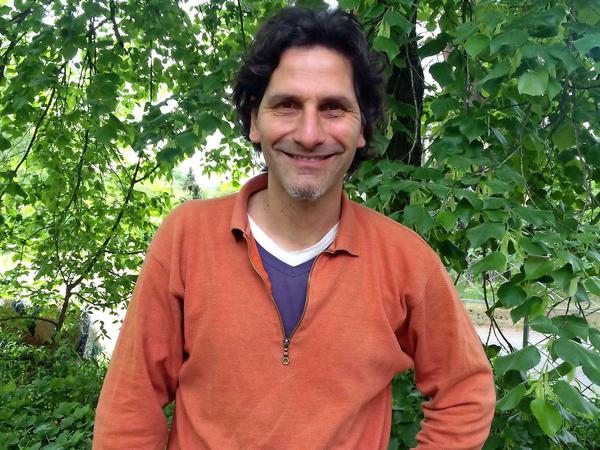 Der Veteran: Frank Kruschel, 52, führt die Neulinge ein.