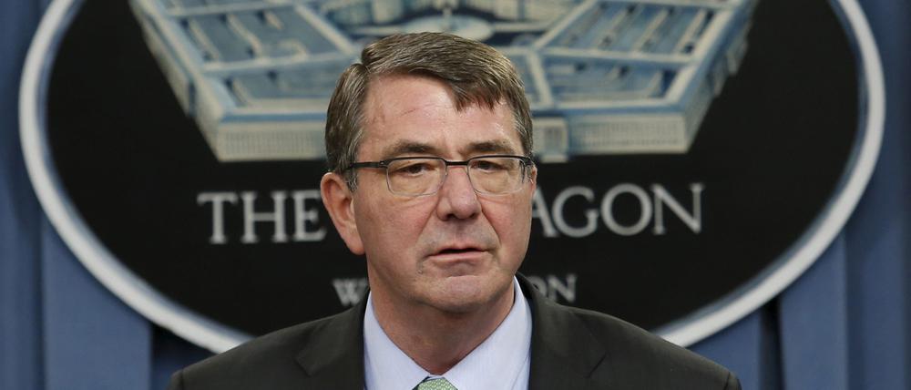 US-Verteidigungminister Ash Carter berichtete über die Beute.