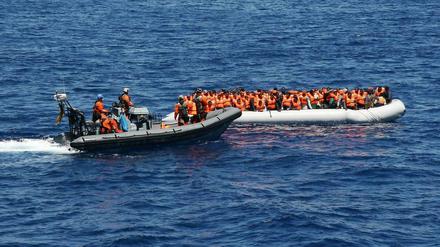 Schiffbrüchige vor der Küste Libyens