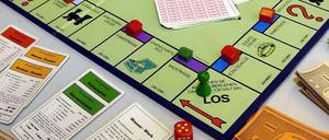 Von der Badstraße zur Schlossallee - oder auch umgekehrt? Nur die Bank kann bei Monopoly nicht pleitegehen.