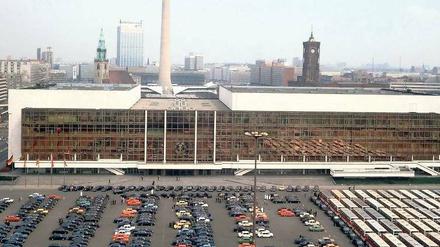 Schoko-Eis und Disko-Cola. Der Palast der Republik ist nur noch ein Erinnerungsraum für Ost-Berliner. 