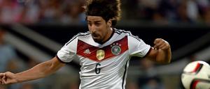 Deutschlands Antreiber Sami Khedira sucht noch seinen Rhythmus.