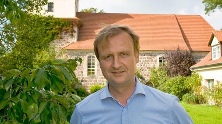 Seit 2009 ist Hans-Georg von der Marwitz Bundestagsabgeordneter. Der Landwirt betreibt einen 900-Hektar-Hof im Oderbruch und gehört der Unions-Fraktion an.