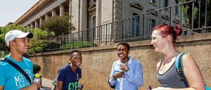 Auf dem Sprung. Ob in Afrika (hier die Uni Johannesburg) oder Europa: Der Uni-Zugang ist ein wichtiges Thema.