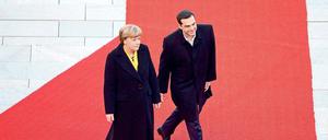 Angela Merkel und Alexis Tsipras müssen darauf achten, dass ihre eigenen Prinzipien bei einer möglichen Lösung im Schuldenstreit gewahrt bleiben.