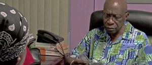 Mit Geld kennt Jack Warner sich aus.