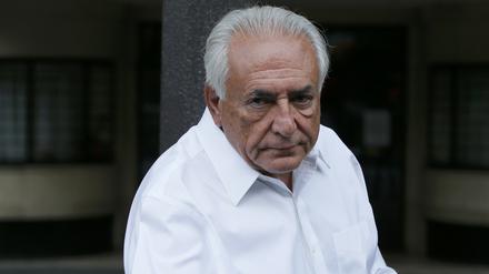 Dominique Strauss-Kahn am Freitag in Lille. Der ehemalige Chef des Internationalen Währungsfonds (IWF) wurde im Zuhälter-Prozess freigesprochen.