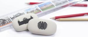 Im Zeichen des Adlers. Auch der Bundestag versucht's jetzt mit Merchandising.