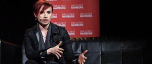 Die britische Autorin und Feministin Laurie Penny.
