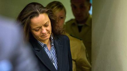 Beate Zschäpe - hier vor einer Verhandlung am 9. Juni - will nichts mehr mit ihren Verteidigern zu tun haben.