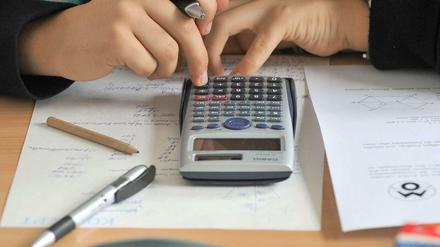 Schön wars! Taschenrechner sind bei der Mathe-Olympiade verboten. 