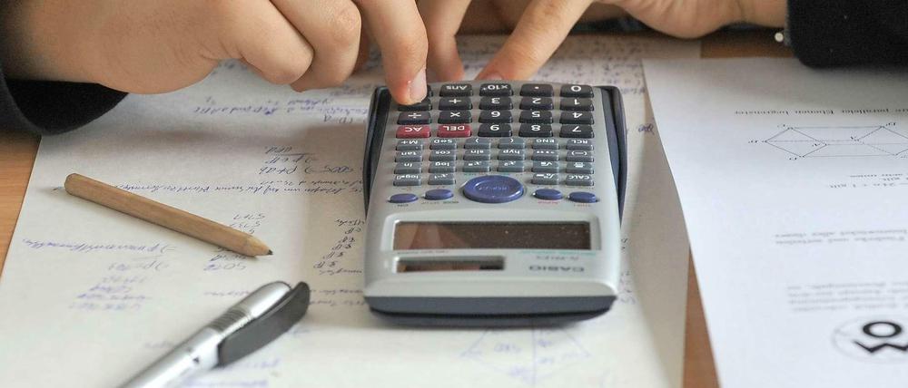 Schön wars! Taschenrechner sind bei der Mathe-Olympiade verboten.