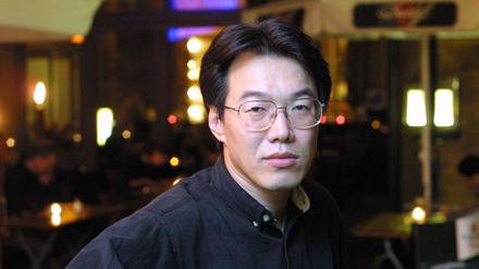 Der Autor Zang Di in der Literaturwerkstatt Berlin.