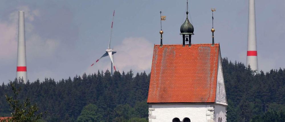 Bayern wär' gern energiepolitisch autark, so autark wie das Dorf Wildpoldsried im Allgäu, das mehr erneuerbare Energie erzeugt, als es verbraucht.