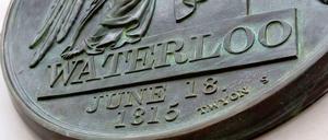 Plakette in der Londoner Waterloo Station zum 200. Jahrestag der Schlacht von Waterloo.