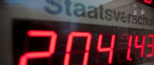 Rund zwei Billionen Euro schuldet Deutschland seinen Kreditgebern. Und die Zahl wächst trotz Schuldenbremse und guter Konjunktur.