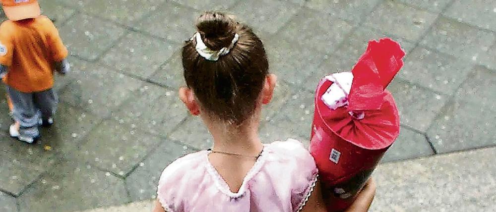 Marthas Einschulung in der Lenau Grundschule in Berlin-Kreuzberg 