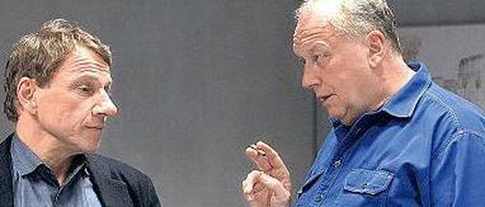 Spur der Scheine. Kommisssar Lannert (Richy Müller, links) will von dem verurteilten Busso von Mayer (Thomas Thieme) wissen, wer bei „Bombaygate“ profitiert hat. 