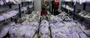 Bei einer Hitzewelle im Süden des Landes sind rund 200 Menschen in Pakistan ums Leben gekommen.