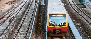 Bei der S-Bahn ist der Wurm drin: Am Mittwochmorgen gab es Ausfälle auf diversen Linien.