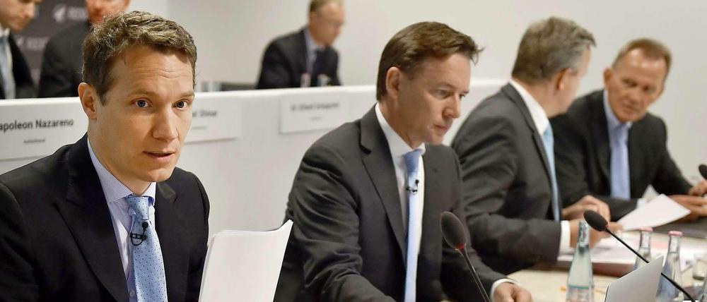 Oliver Samwer (von links), Vorstandsvorsitzender von Rocket Internet SE, Rocket Internet-Finanzvorstand Peter Kimpel, der stellvertretende Vorstandsvorsitzende Marcus Englert und Anwalt Hans-Hermann Rösch