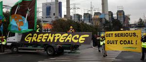Greenpeace und BUND reichten Anzeige gegen Vatenfall ein. 