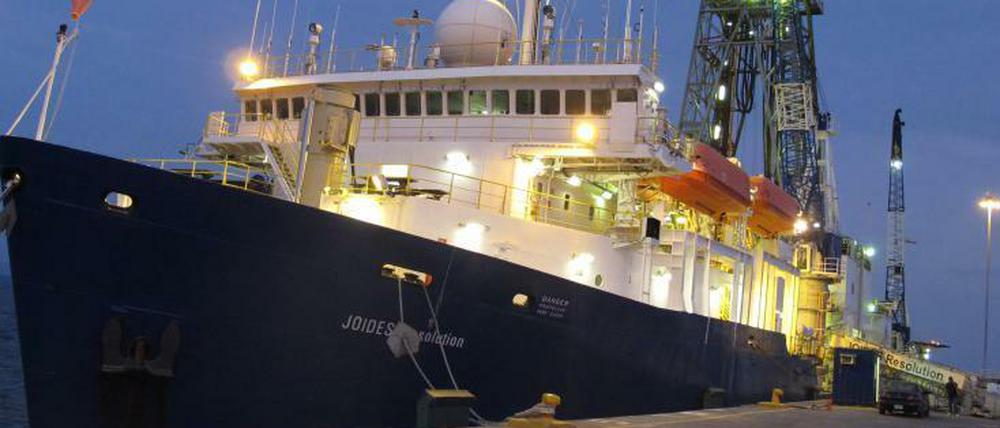 Zu Helmholtz verschoben. Das Kieler Forschungszentrum Geomar (im Bild ein Schiff der Forschungsflotte) musste die Leibniz-Gemeinschaft im Jahr 2012 verlassen, weil der Finanzierungsschlüssel für Schleswig-Holstein ungünstig war. Bei Leibniz zahlen Bund und Länder die Hälfte, bei Helmholtz nur zehn Prozent der Kosten. Die damalige Bundesforschungsministerin Annette Schavan sagt heute: "Ich täte es wieder."