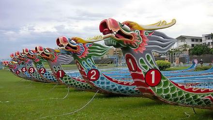 Farbenfrohe Drachenboote. Dieses Bild stammt allerdings nicht aus Berlin, sondern aus Taiwan.