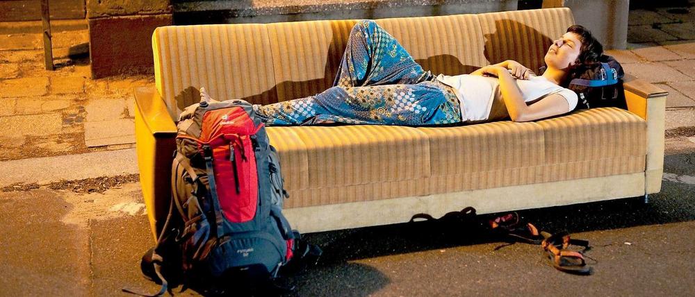 Die Verbraucherschützer ermahnen, die ursprünglichen Ziele des Teilens und Tauschens nicht zu vergessen: Nicht Gewinnstreben sei entscheidend, sondern zum Beispiel das nach Solidarität oder Nachhaltigkeit.