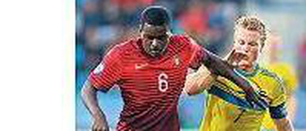 Brocken im Zentrum. William Carvalho (l.) ist Portugals Star.