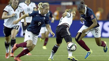 Hart umkämpft. Im Viertelfinale der Frauen-WM zwischen Deutschland und Frankreich musste das Elfmeterschießen entscheiden.
