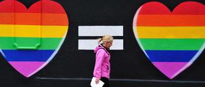 Doppelherz. Gleiches Recht für alle Liebenden fordert dieses Wandbild.
