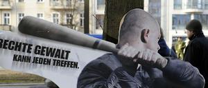 Die Gewalttaten von Rechtsextremisten nehmen zu. 